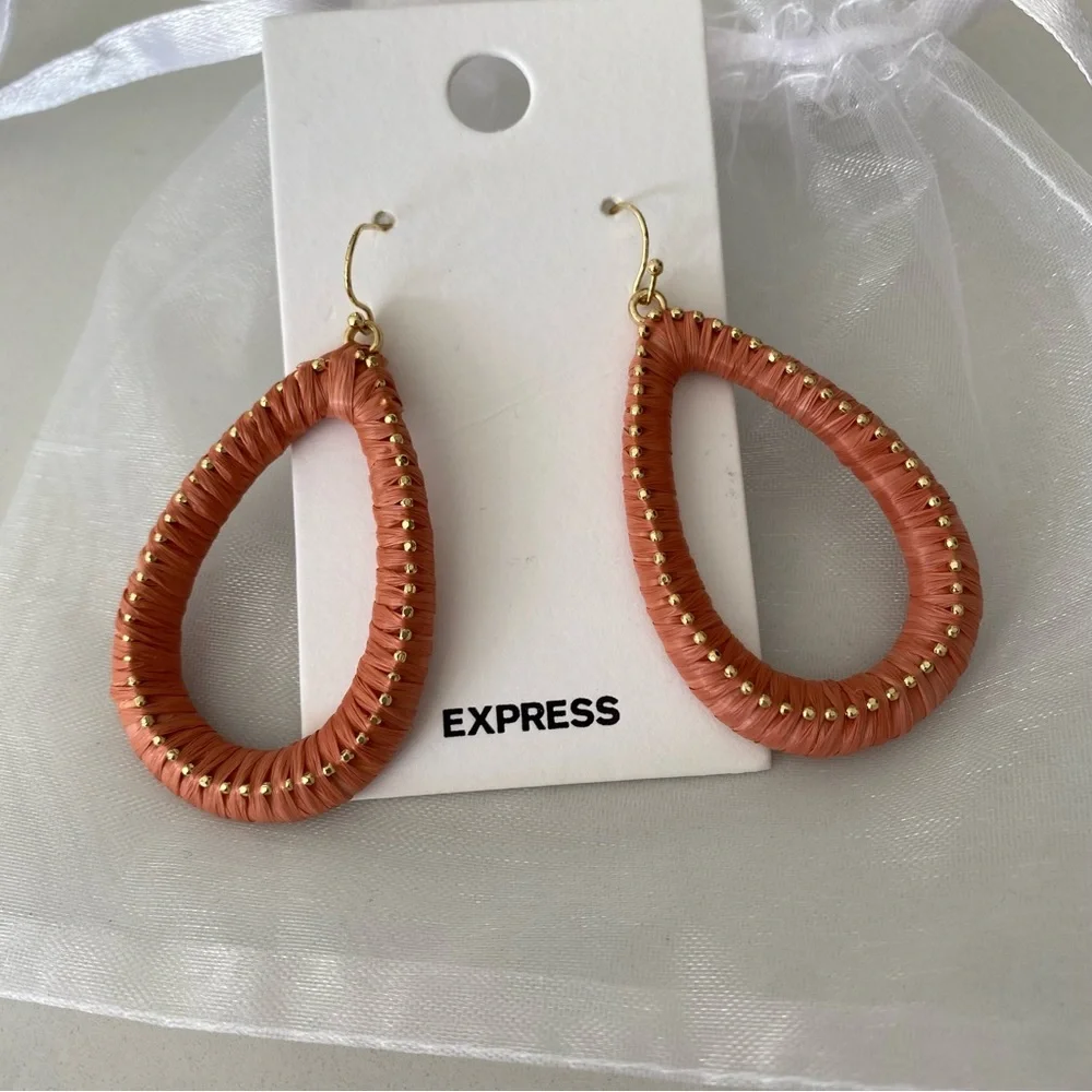 Express Dangling Teardrop Earrings, OSFM